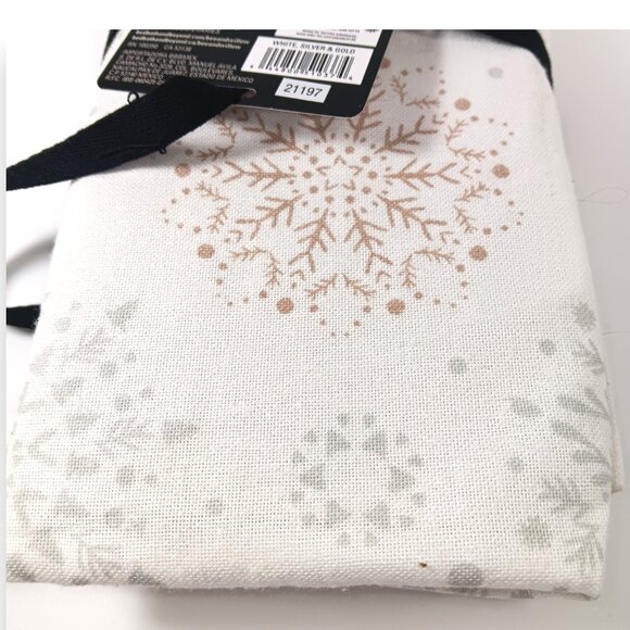 Bee & Willow-Silver& Gold Snowfall- Napkins- 18"x18"- Holiday- White - Picture 3 of 7